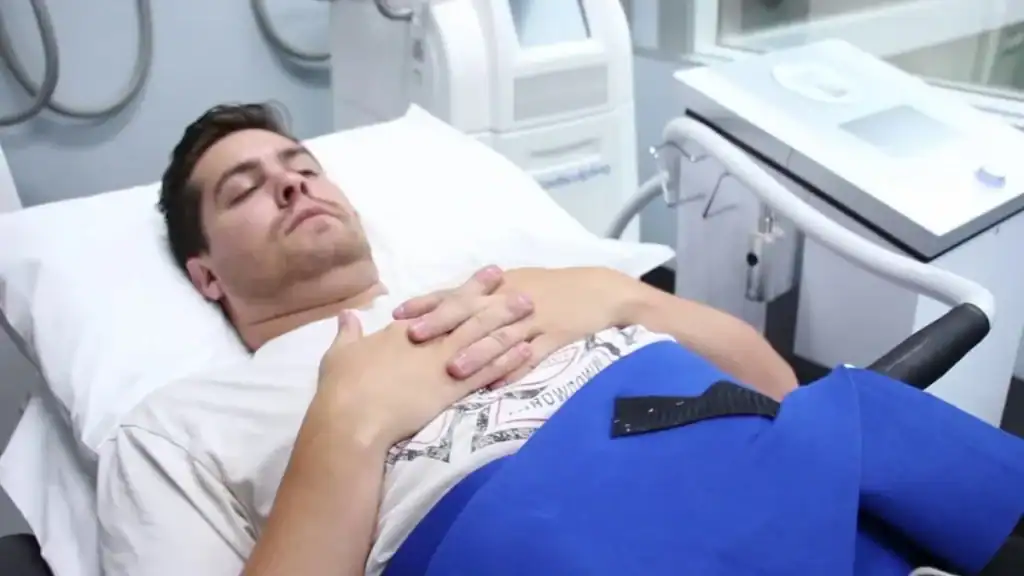 Transforming Bodies: Celebrity Success Stories and the Truth Behind Body Contouring 2 Image of male having body contouring Witley treatment